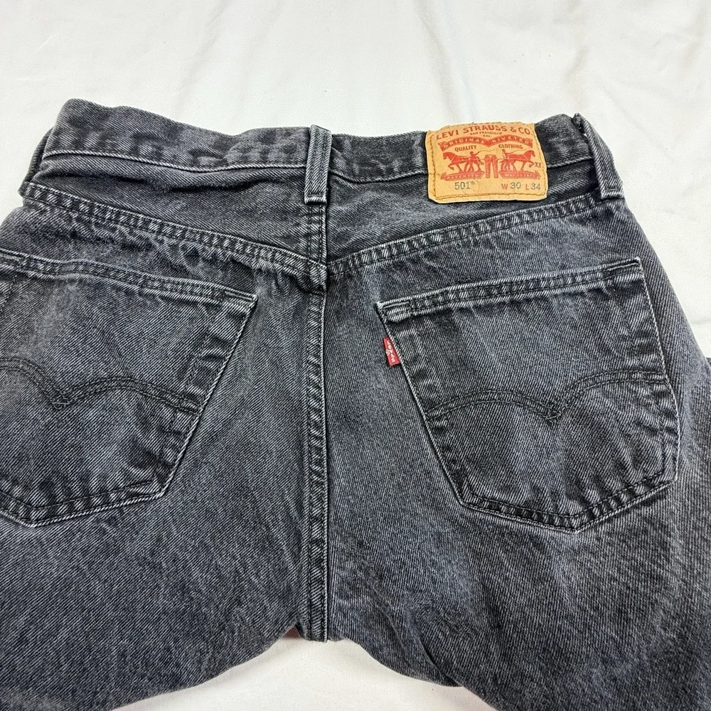Levi's 501 Men's Straight Leg Button Fly Faded Black Acid Wash 30x34(29/32)